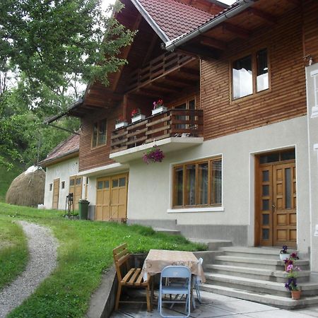 Pensiunea Laura Bran  Bagian luar foto